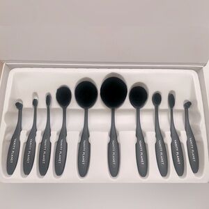 Vanity Planet Blend Party Brushes